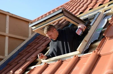 Pose de fenêtres de toit Velux à Chamaret